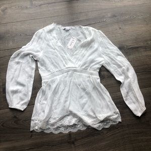 White boutique style top NWT size medium